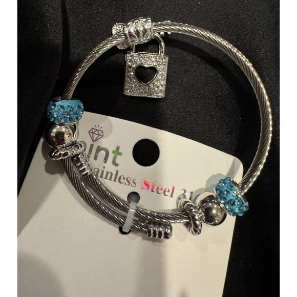 Mint Stainless Steel Heart PadLock Crystals Charm Silvertone Bangle Bracelet NEW - Picture 4 of 6